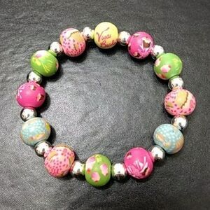 Viva beaded pastel cupcake bracelet